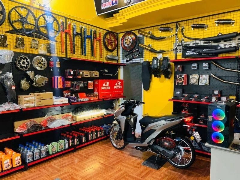Cửa hàng bán phụ tùng xe máy Saigon Bikervn - Q. Bình Thạnh