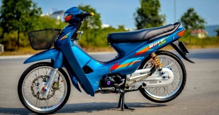 co-nen-lap-phu-kien-cho-xe-may-moi-mua