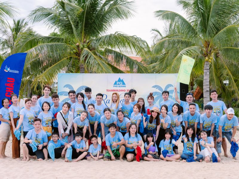 Team Phú Quang tham gia hoạt động Teambuilding 2022 “Ra khơi để bơi về đích”