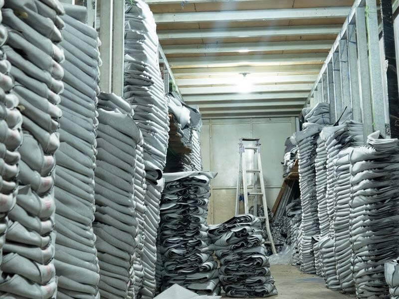 Các loại da yên zin là sản phẩm chủ lực của Phú Quang.