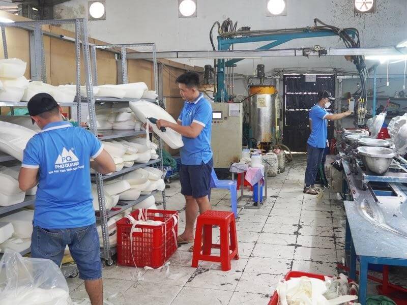 Xưởng Phú Quang sản xuất, phân phối sỉ lẻ mút yên xe máy.