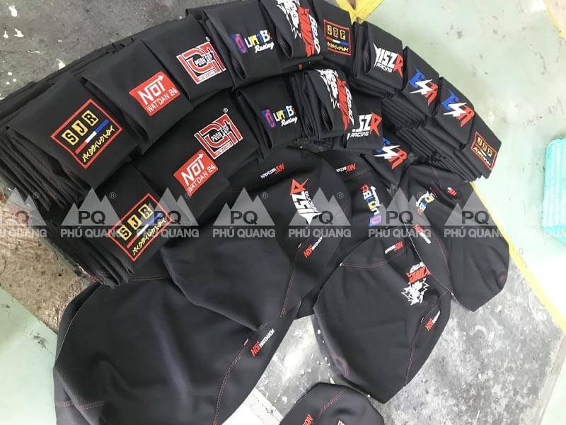 Xu hướng vỏ bọc yên xe máy carbon nhám