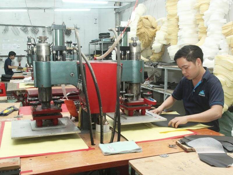 Trải qua nhiều khâu kiểm định chất lượng.