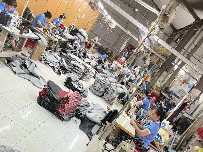Xưởng sản xuất chuyên bỏ mối bọc yên xe máy gần đây Phú Quang giá buôn hấp dẫn.