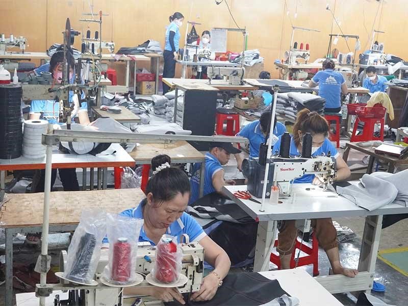 Công ty Yên Xe Phú Quang - Nguồn nhập bọc yên xe máy uy tín, giá rẻ tận xưởng TP.HCM