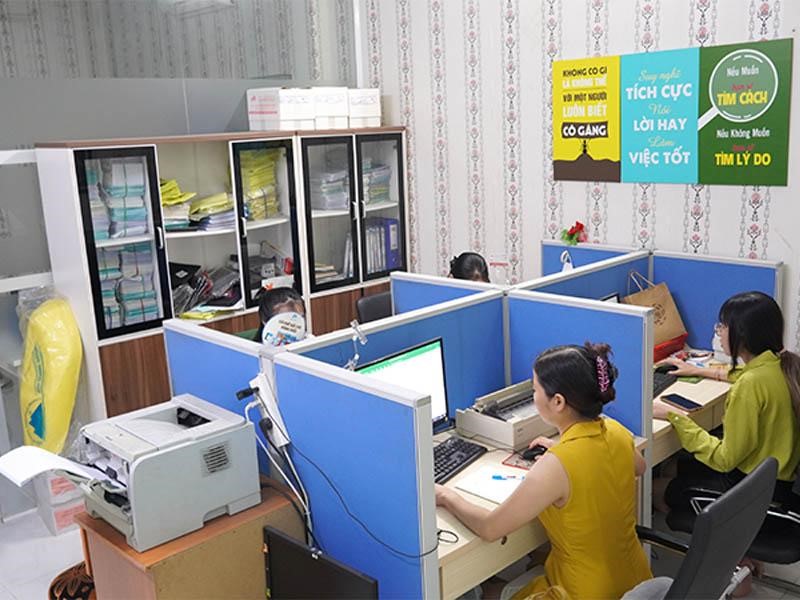 Đồng hành hỗ trợ khách sỉ phát triển nhanh chóng, bền vững.